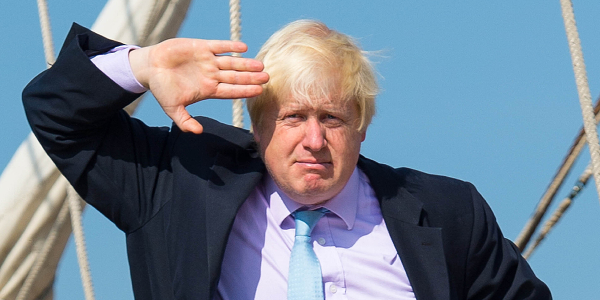 boris-Johnson-salute
